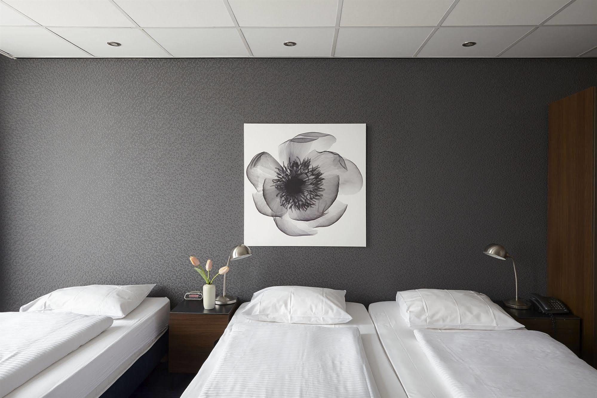 Hotel D'Amsterdam Leidsesquare ภายนอก รูปภาพ